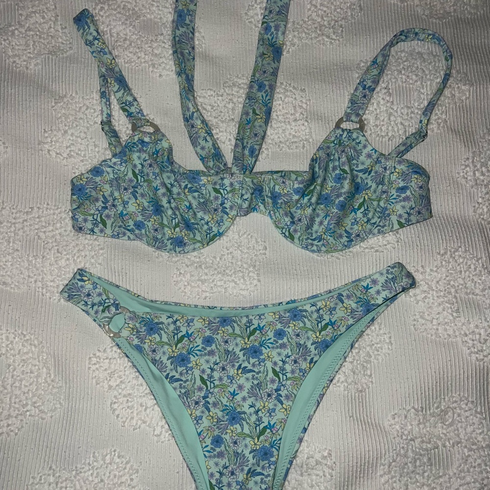 Blackbough floral portia Set